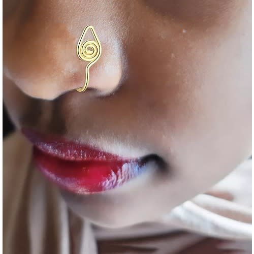 Fashionable nose ring top