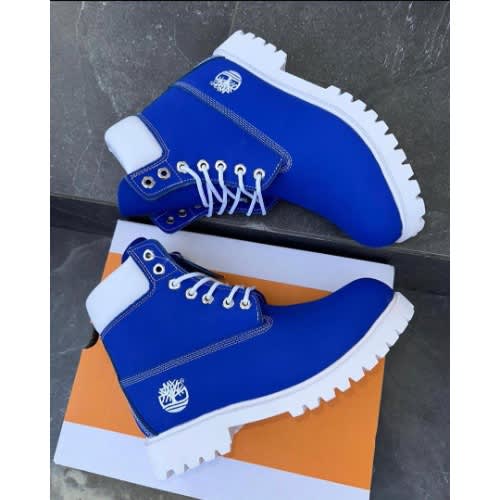 Blue & white timberlands discount