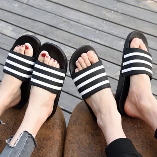 The white brand slippers kind online
