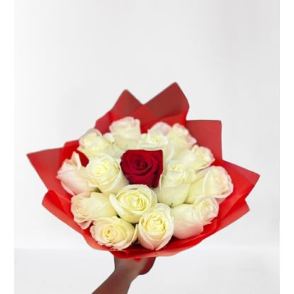 White & Red  Roses Mix.