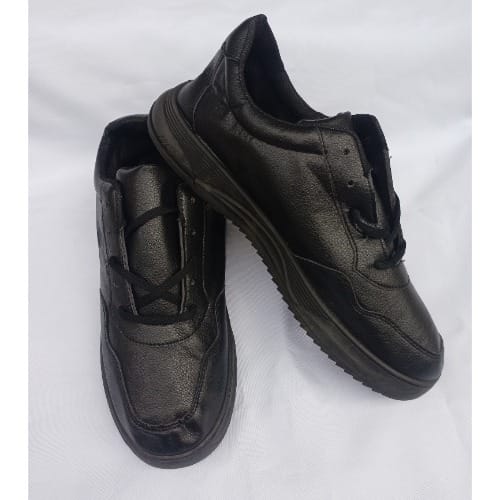 Unisex Leather Lace-up Sneakers - Black .