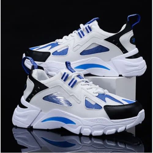  Sneakers .
