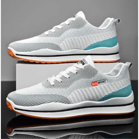 Men's  Outdoor Sneakers - Classic Canvas .