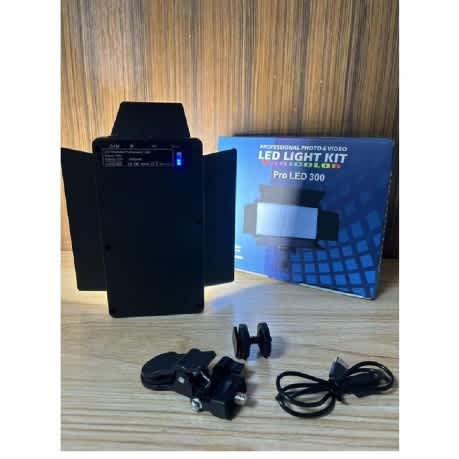 Professional Photo & Video Pro Led 300 Light Kit - View 3