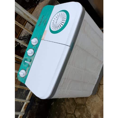 Twin Tub Washing Machine - View 3