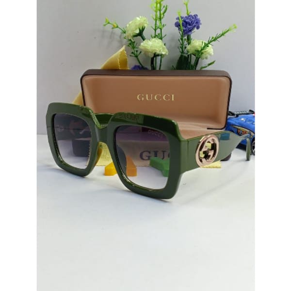 Green glitter cheap gucci sunglasses