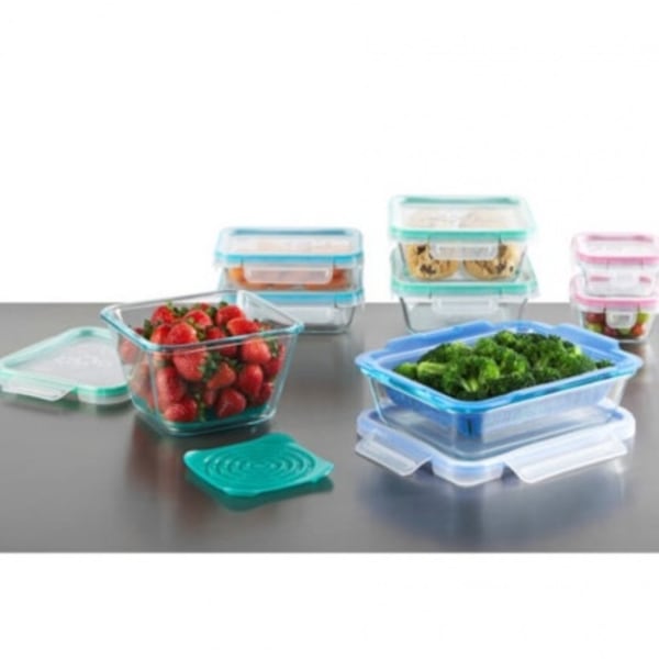 Snapware Total Solution 5.4 Cup Plastic Square Food Storage