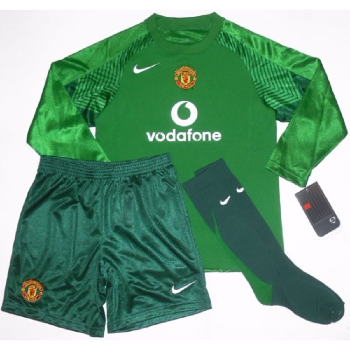 Nike 2005 06 Manchester United GK Full Boys Kit Green Konga