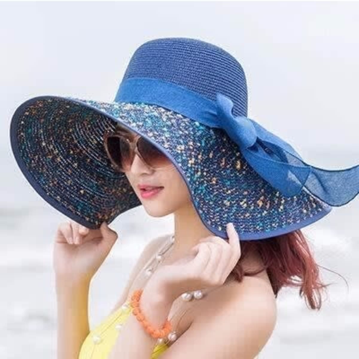 Women's floppy straw beach hat online