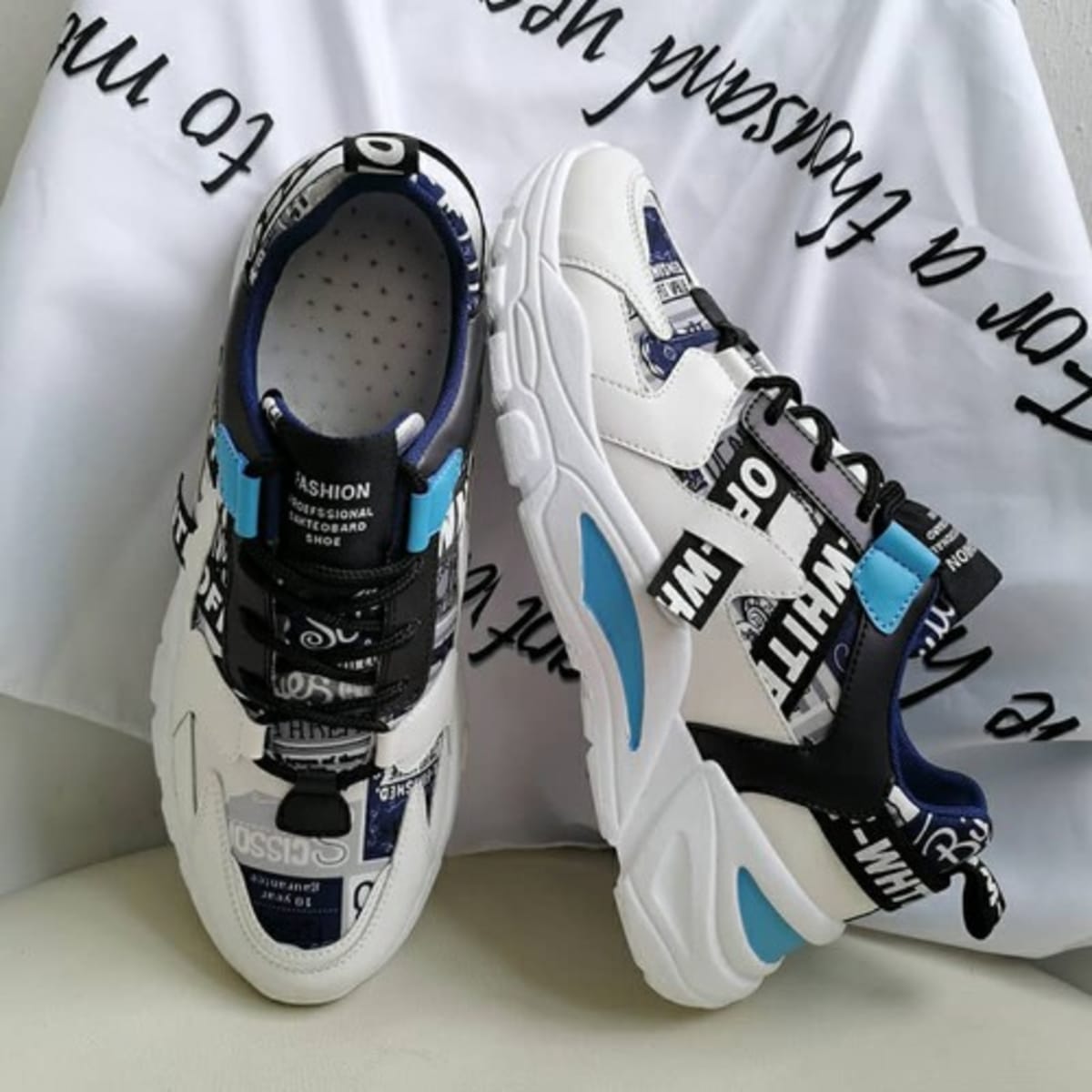 Sneakers on konga store