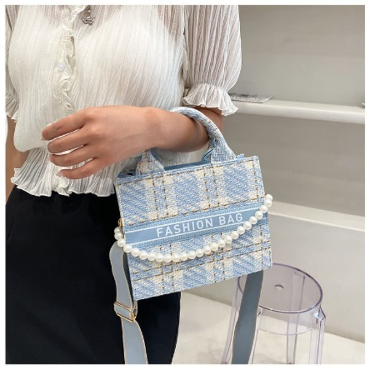Fashion hotsell bag price