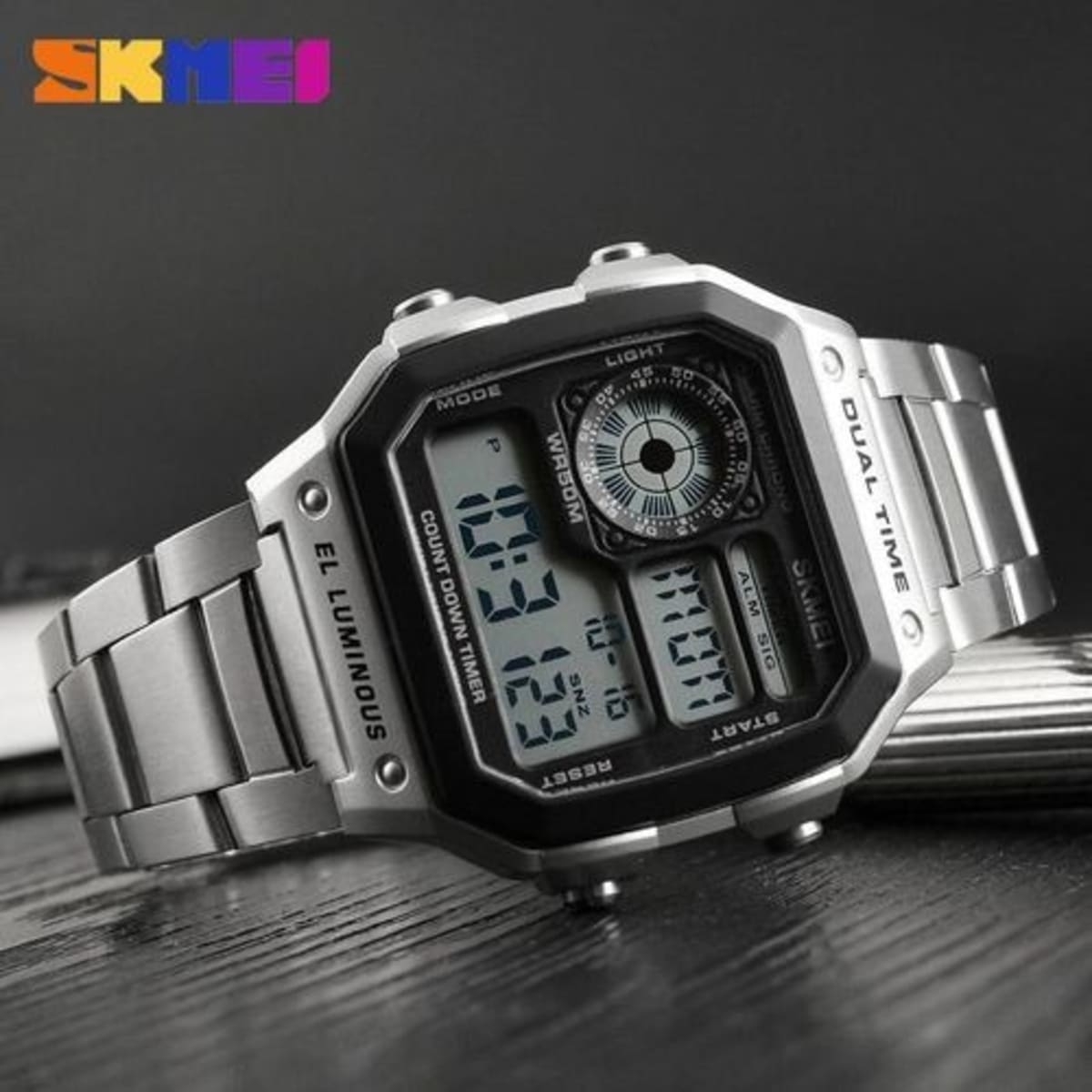 Men Digital Wristwatch 1335 Silver