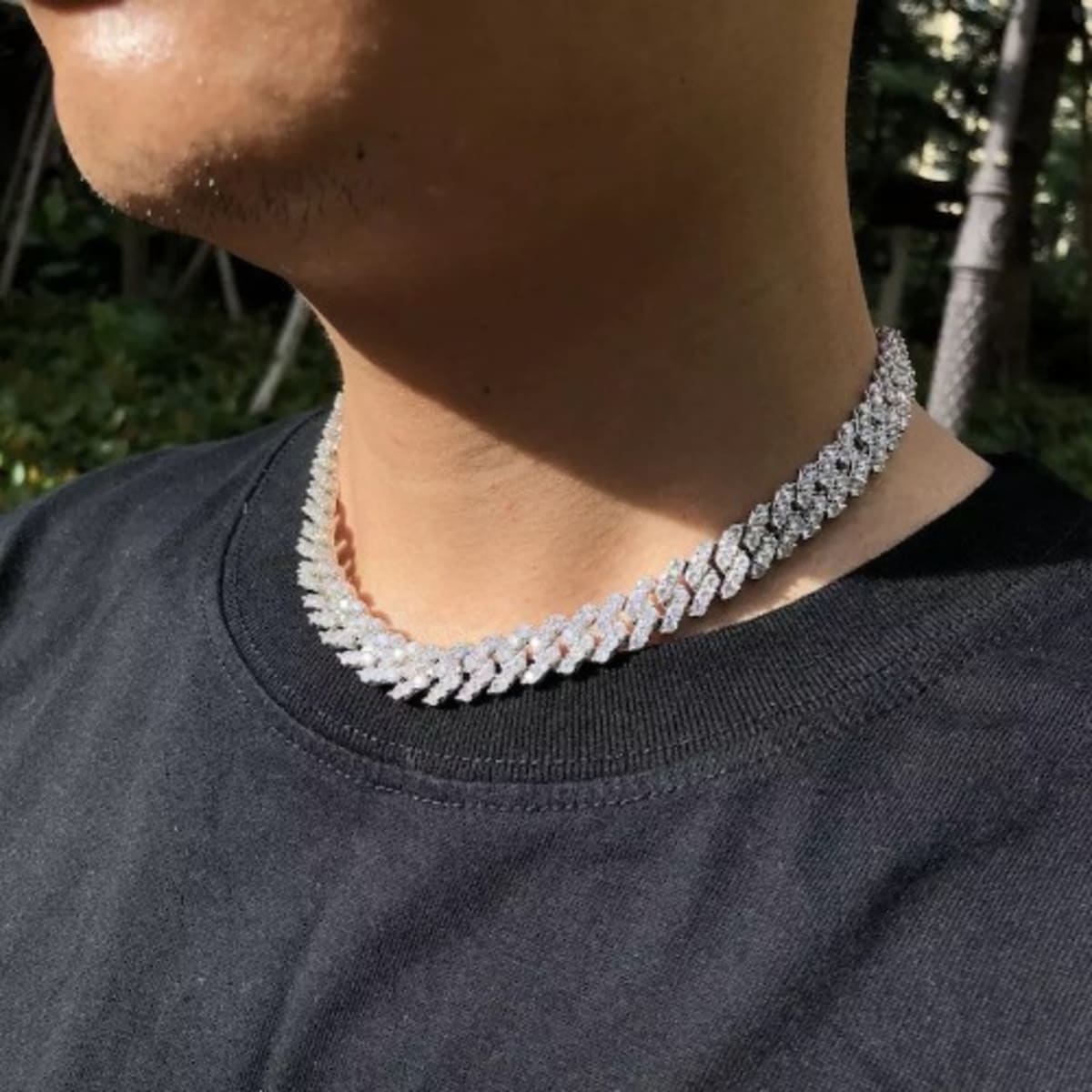 Iced chain link necklace store