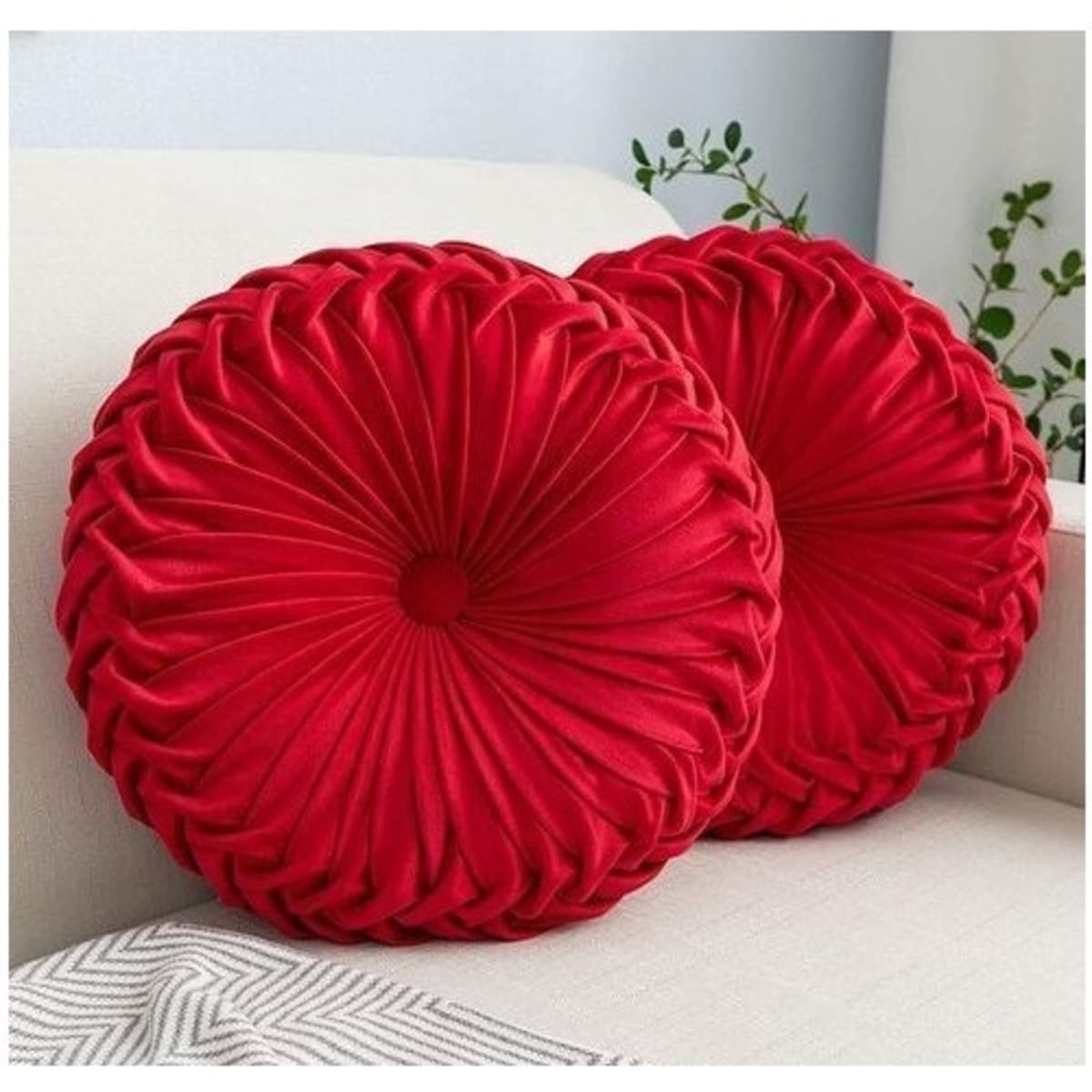 Round red throw online pillows