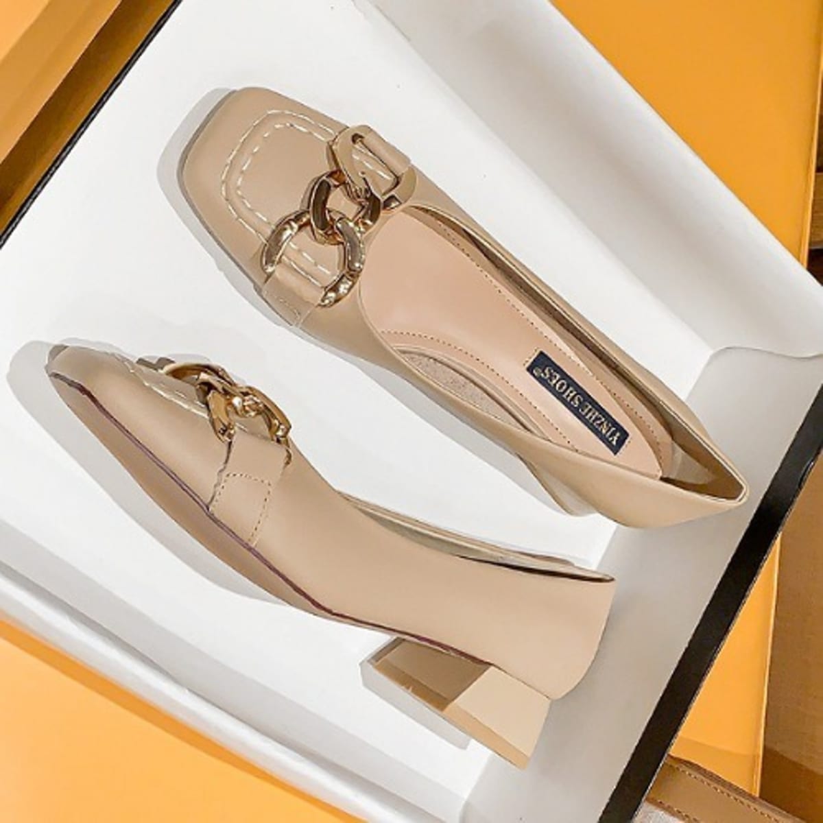 Ladies mid cheap heel shoes