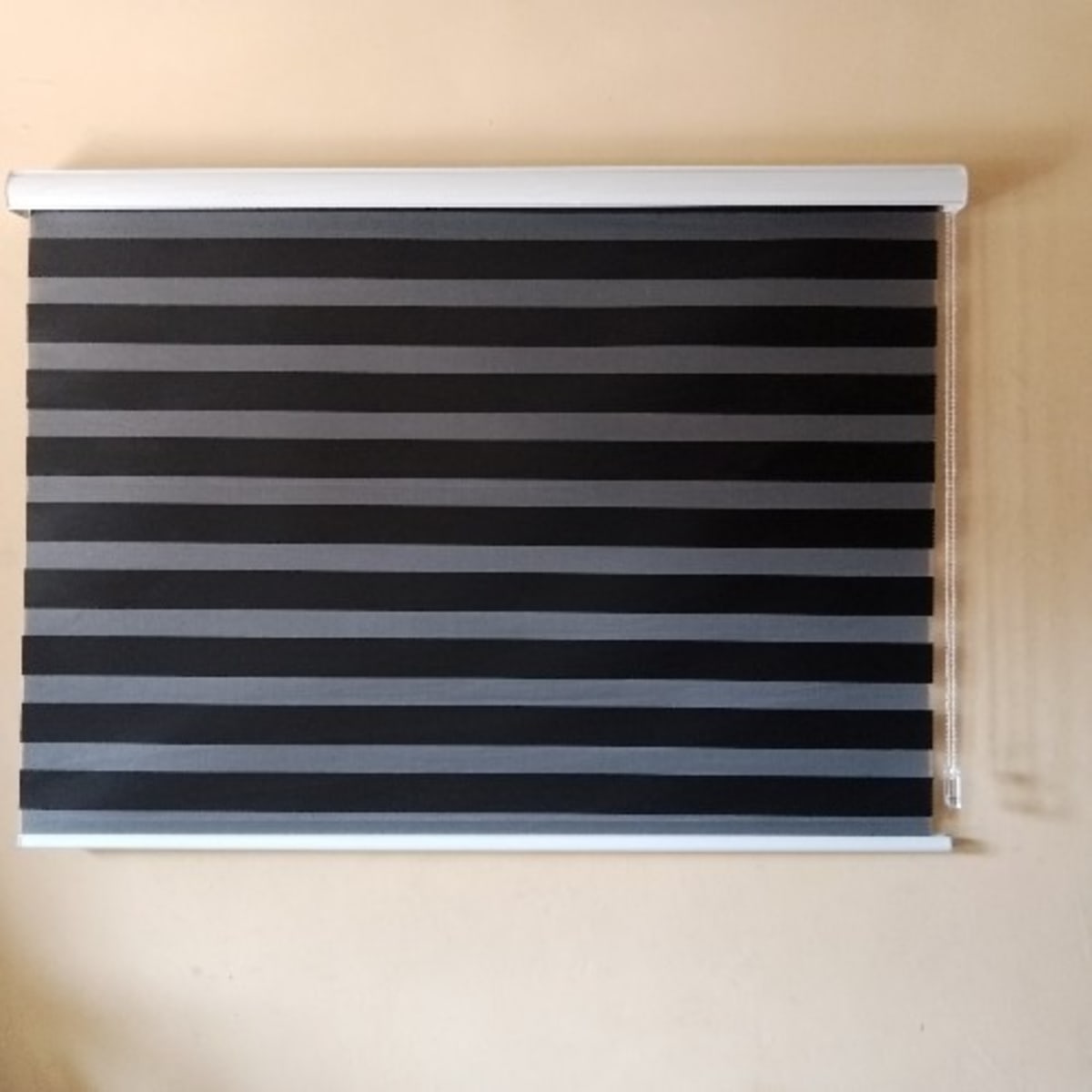 Black hotsell mini blinds