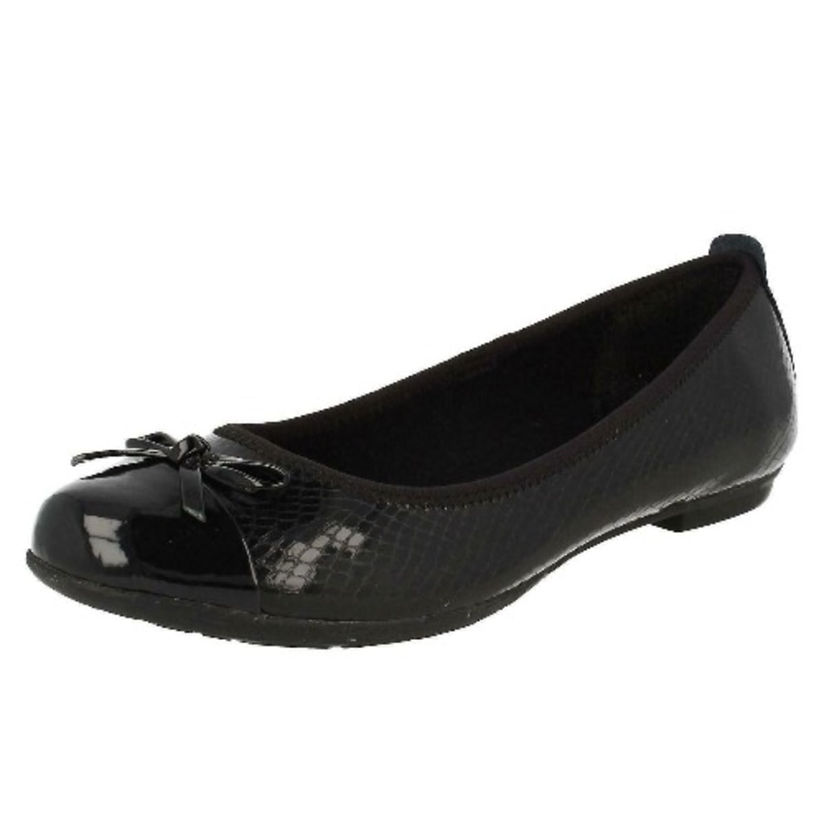 Clarks girls shoes online 2025