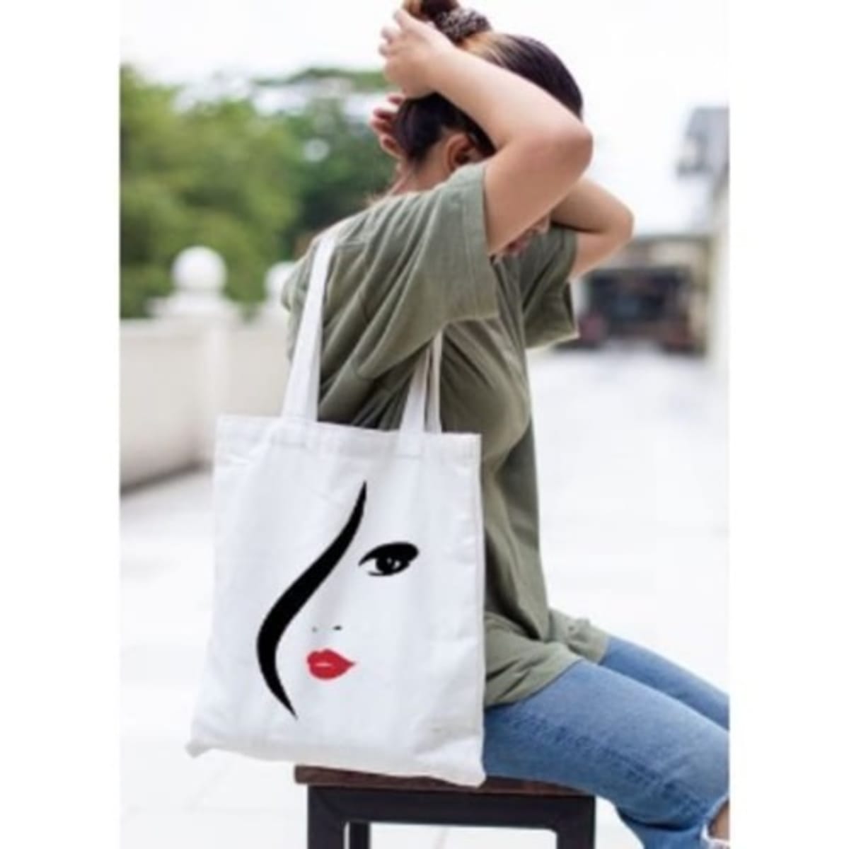 Females Face Design Tote Bag - 16 x 12 inches