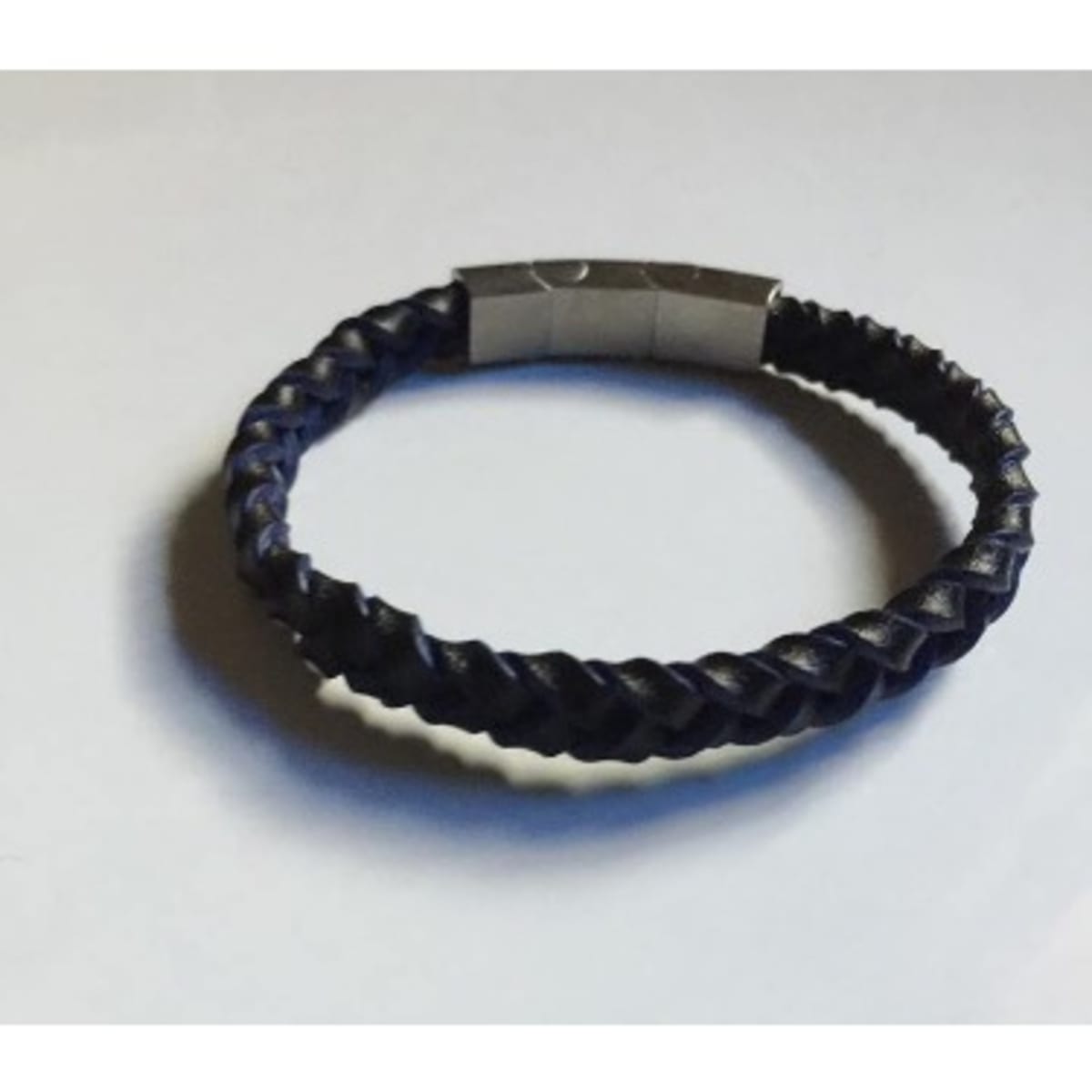 Cute best sale leather bracelets