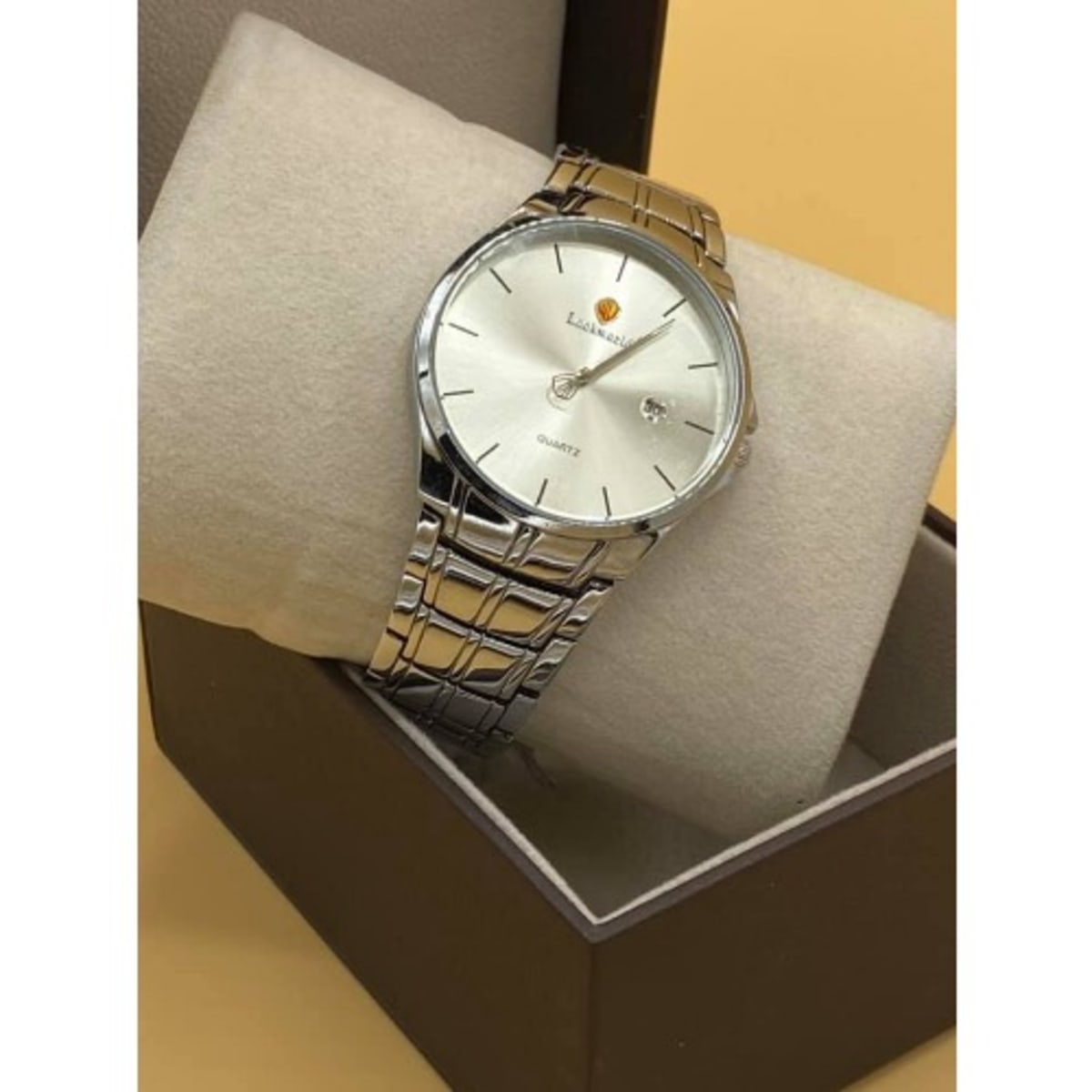 Silver wrist shop watch for men