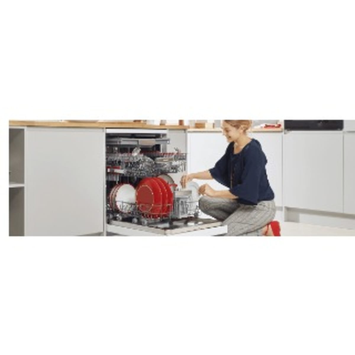 Sharp Standard Dishwasher Qw na1df45eio en White E Rated