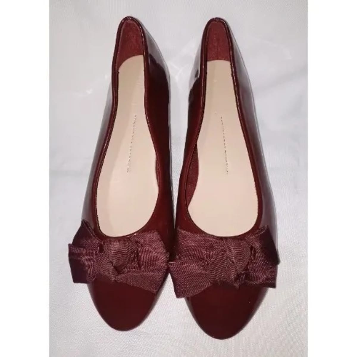 Comfortable sales office flats