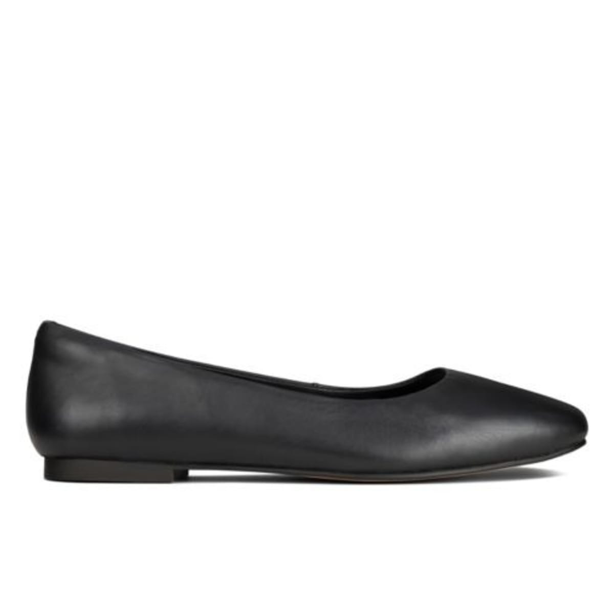 Clarks hot sale pump shoes