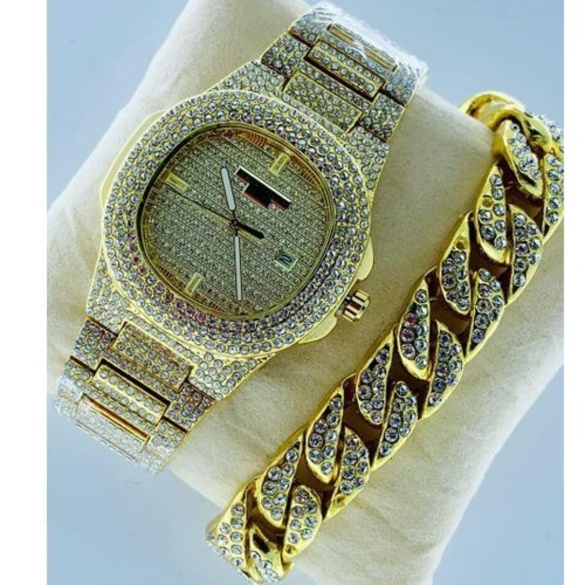Keep Moving Stone Iced Men s Wristwatch With Hand Chain Gold