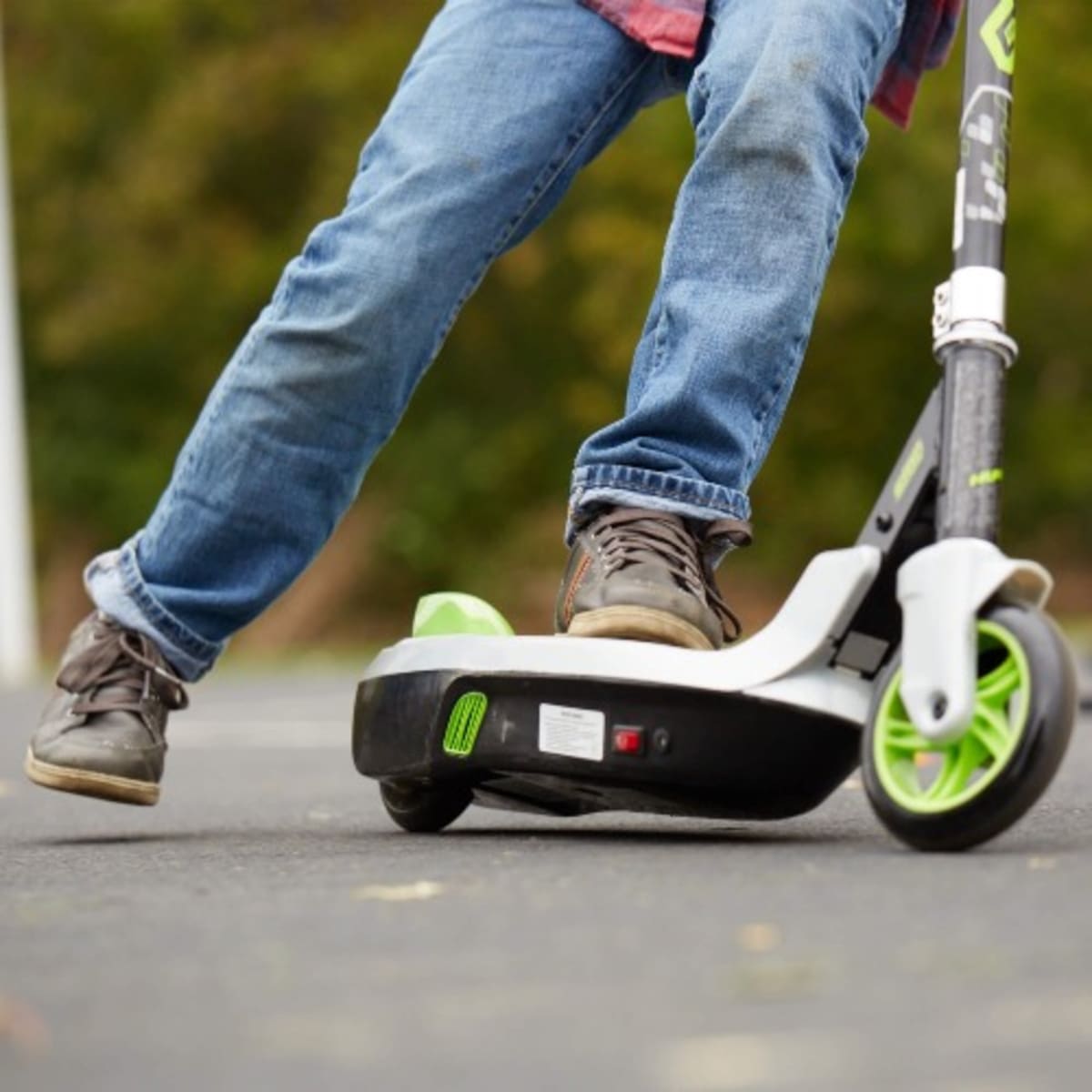 Huffy Electric Machine Battery powered Scooter w Charger 12