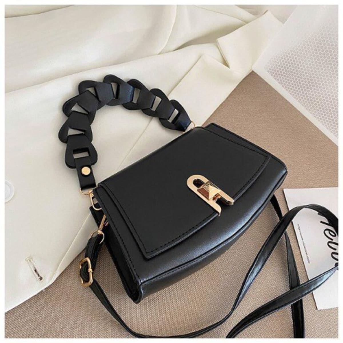 Girl hand online bag online shopping