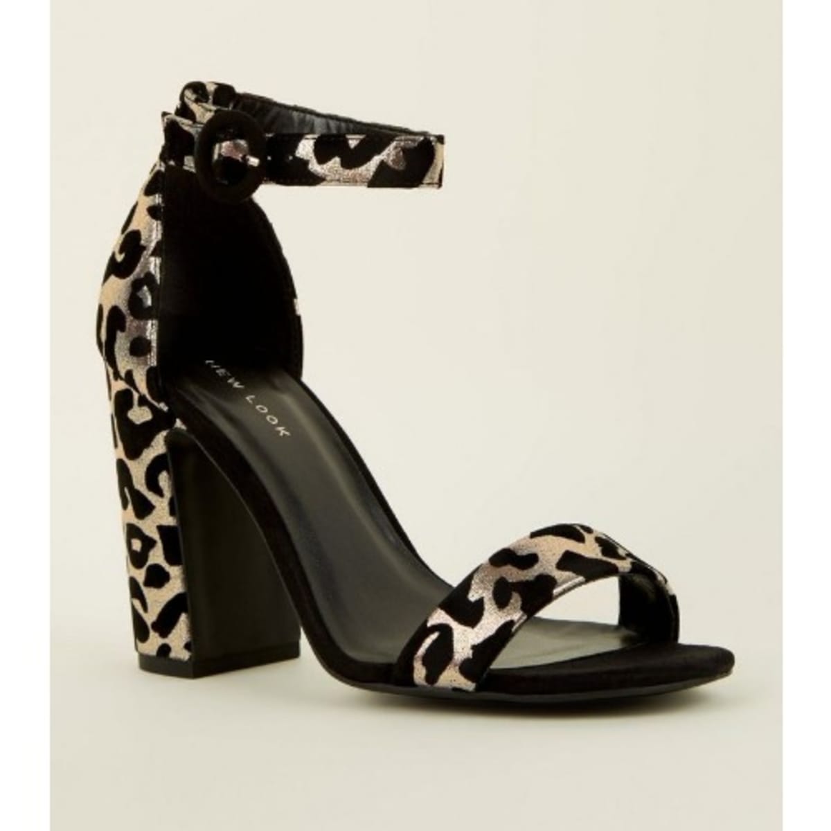 Leopard block heel shoes top