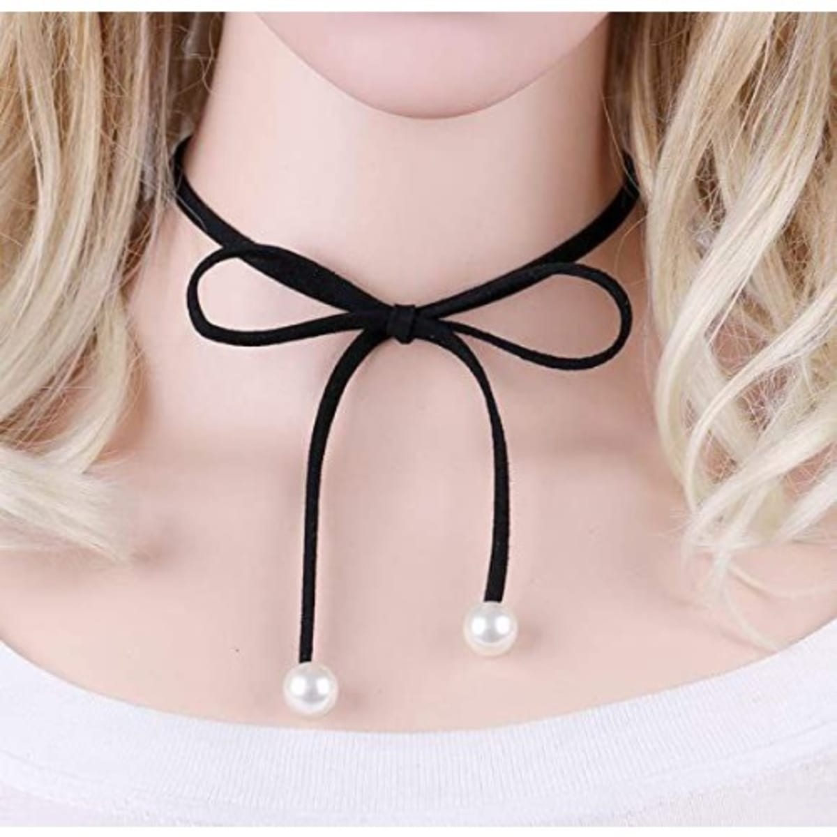 Black tie choker hotsell