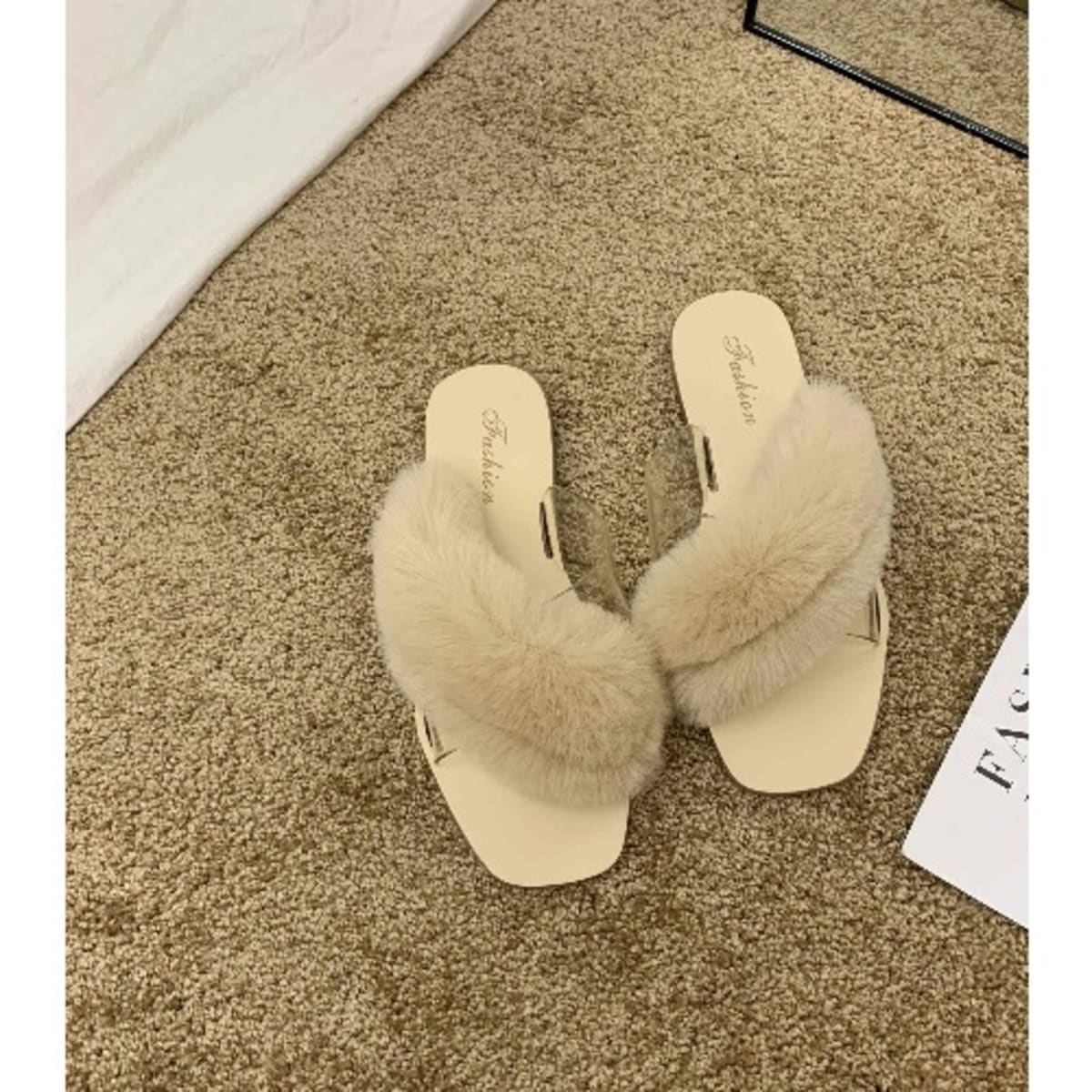Nude fur 2025 slides