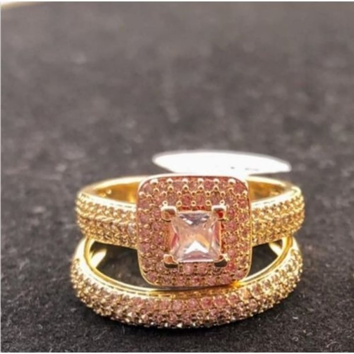 18 karat gold hotsell wedding ring set
