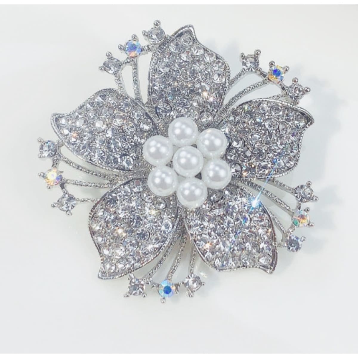 Brooch sales for women