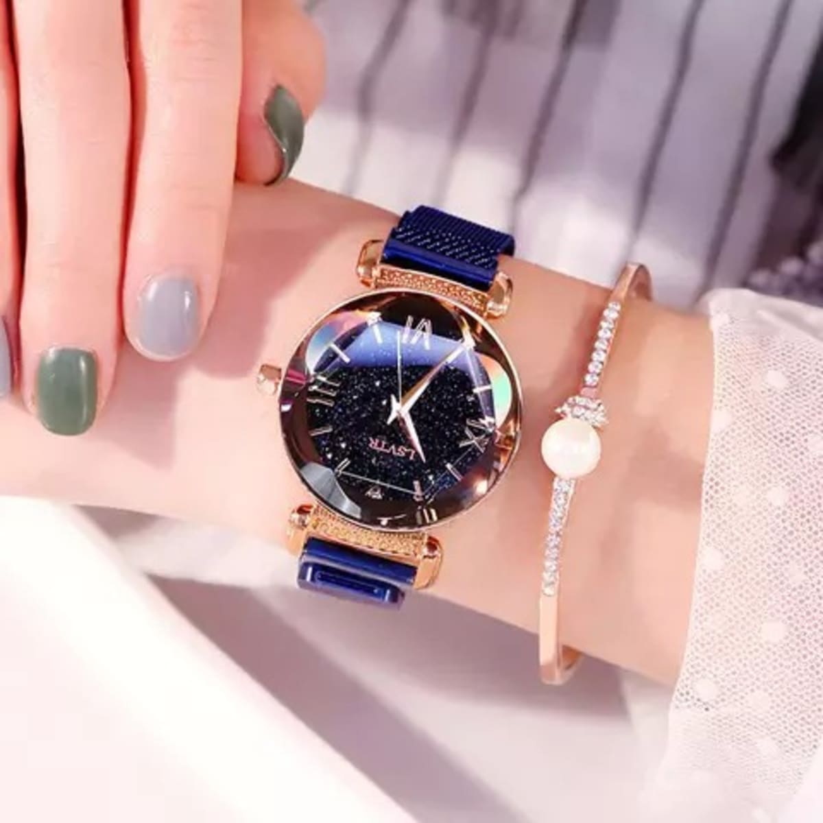 Magnetic wrist watch cheap