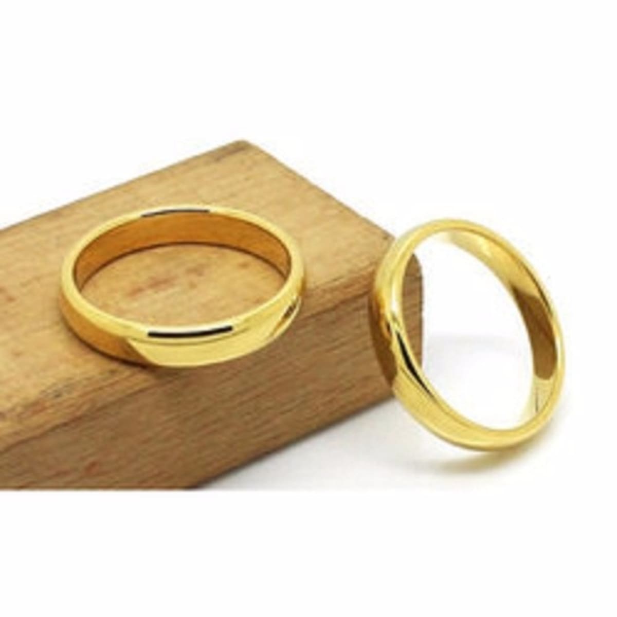Gold plated hot sale wedding rings