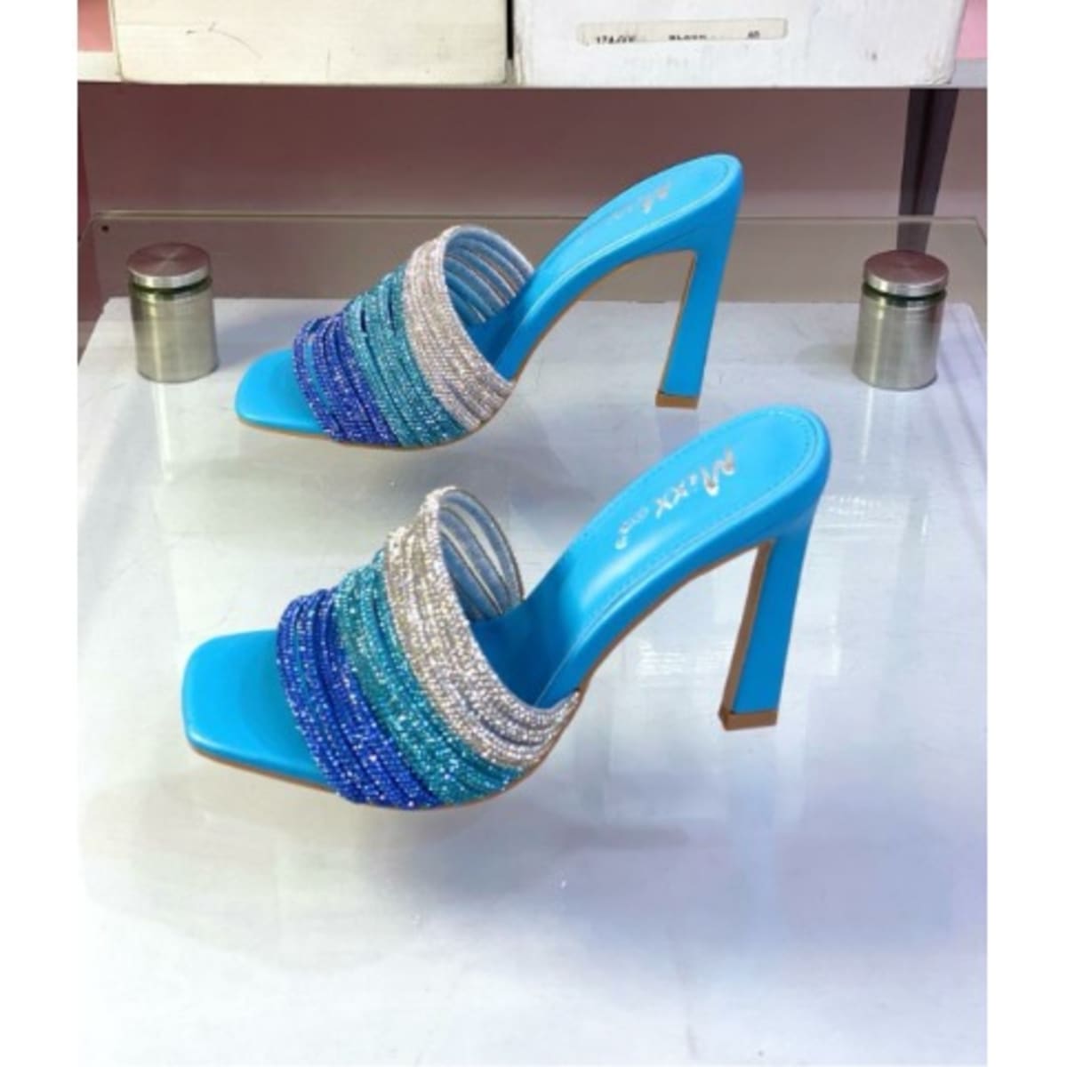 Ladies blue slippers top