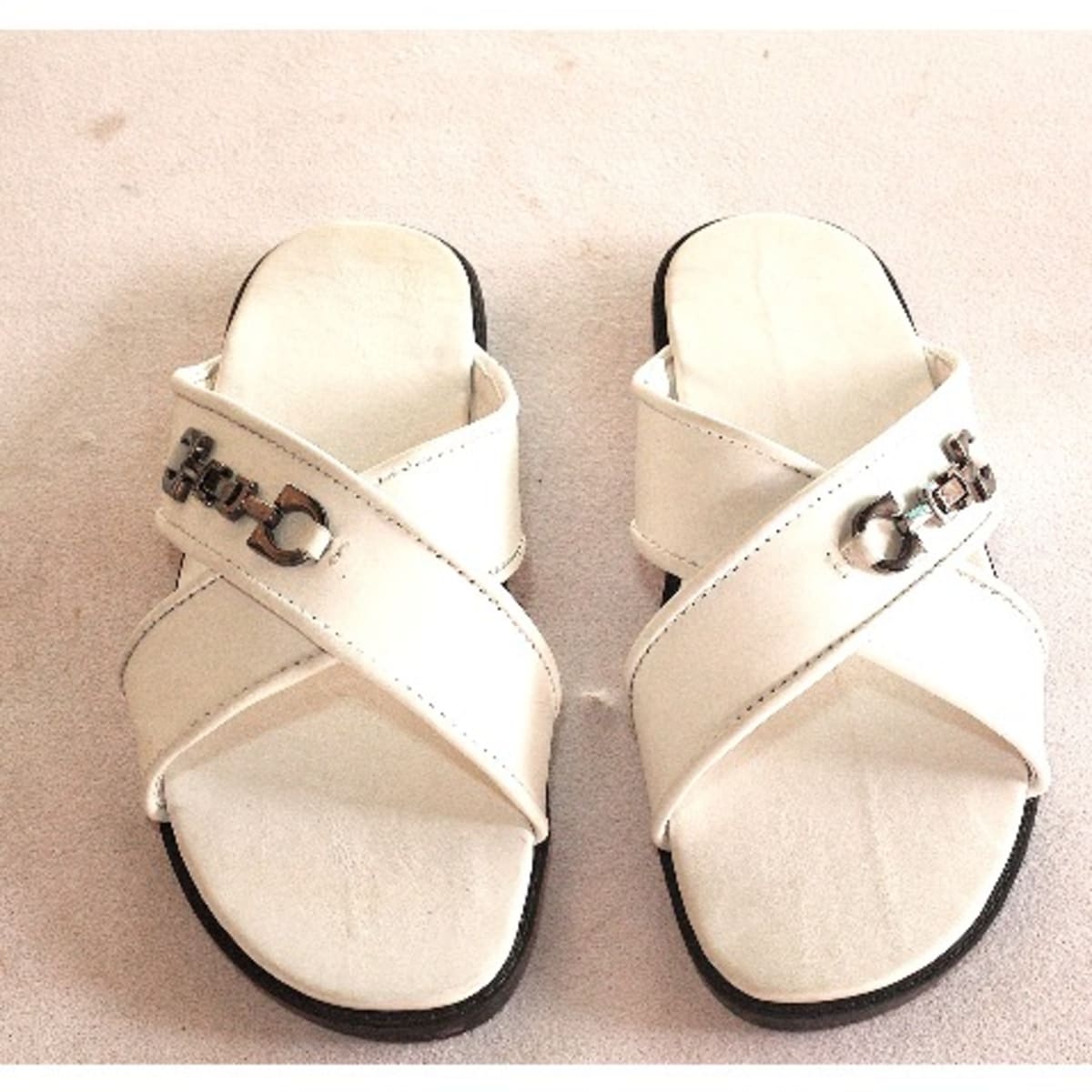 Gucci palm slippers white online