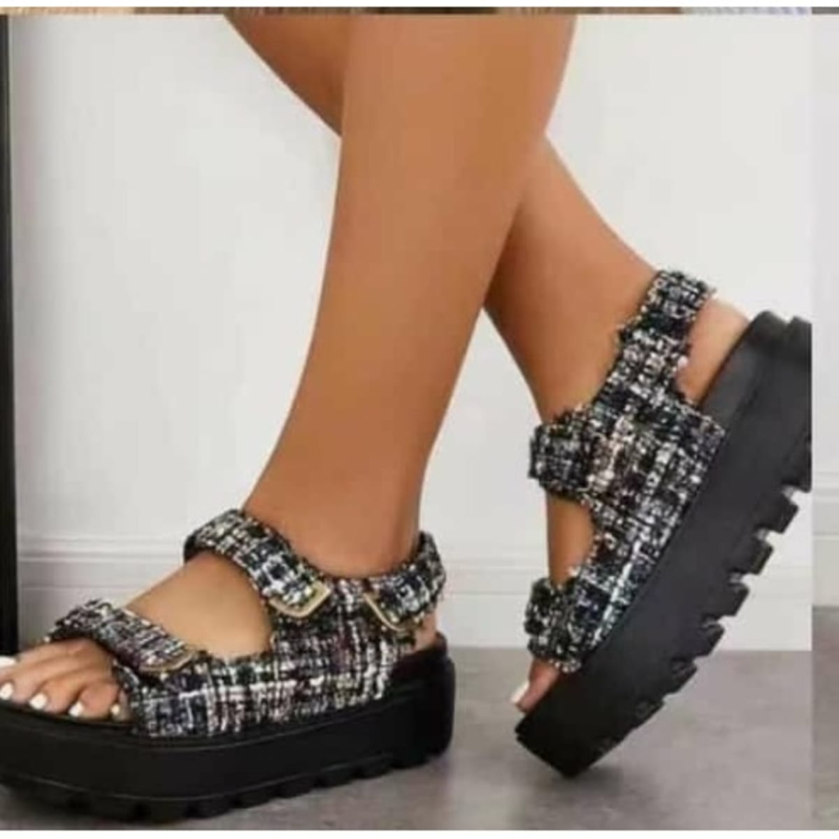 Ladies sandal clearance