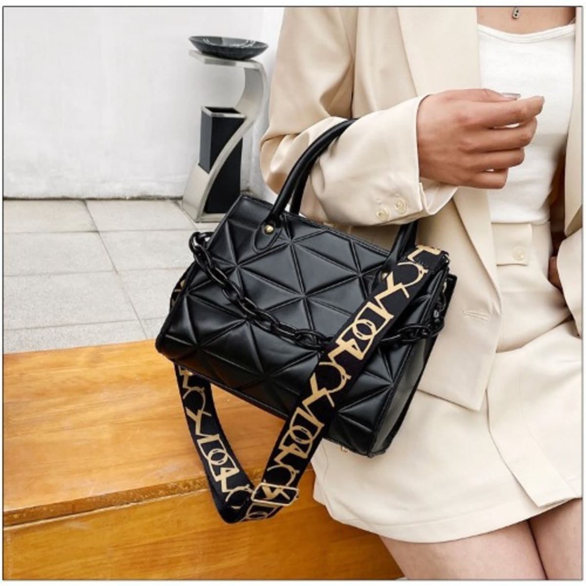 Black cheap fashion bag