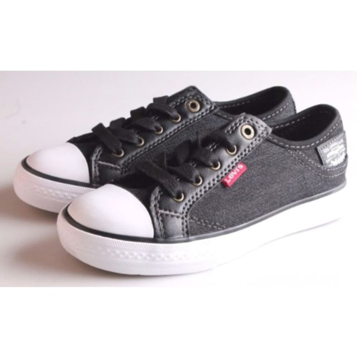 Levis outlet boys shoes