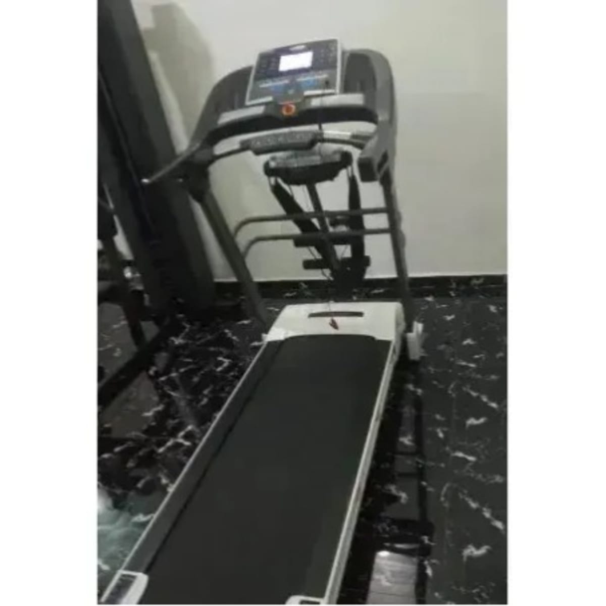 Bodyfit on sale electric treadmill