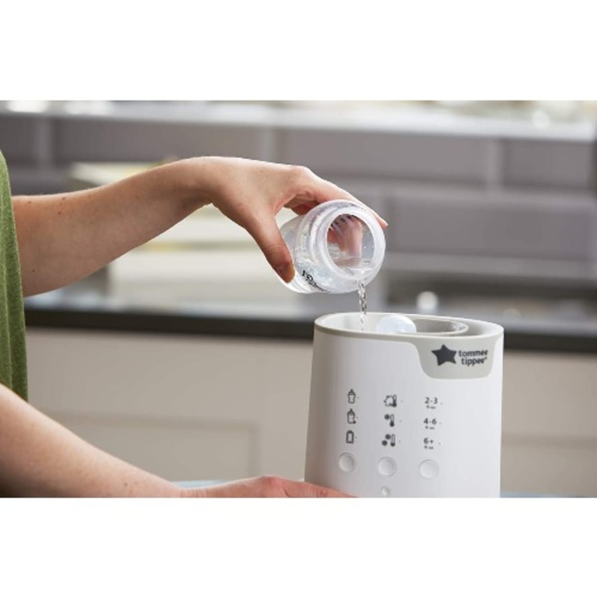 Tommee Tippee All in one Advanced Baby Bottle And Pouch Warmer