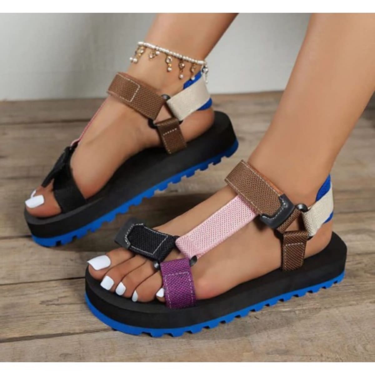 Buy Black Flats|Black| Glossy Black Sandals | Ladies Sandal |Black Sandal  |Women Flats | Ladies Slippers |Girls Slippers | Beige |Flats |Cream|  Chappals | Glossy_03 online | Looksgud.in
