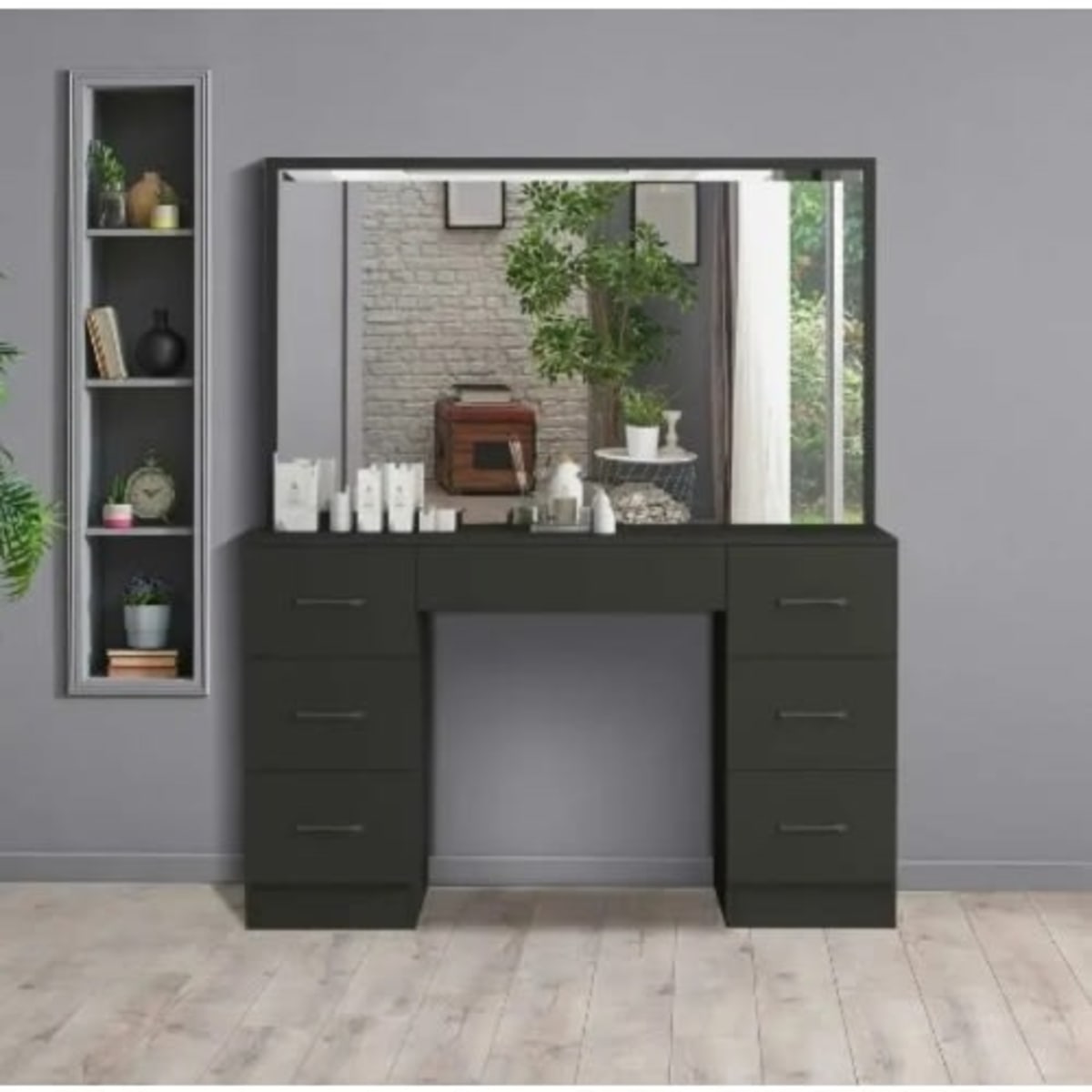 Best top dressing mirror