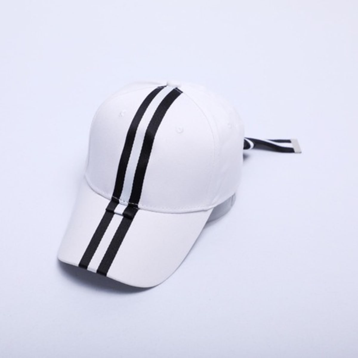 Strapless top baseball cap