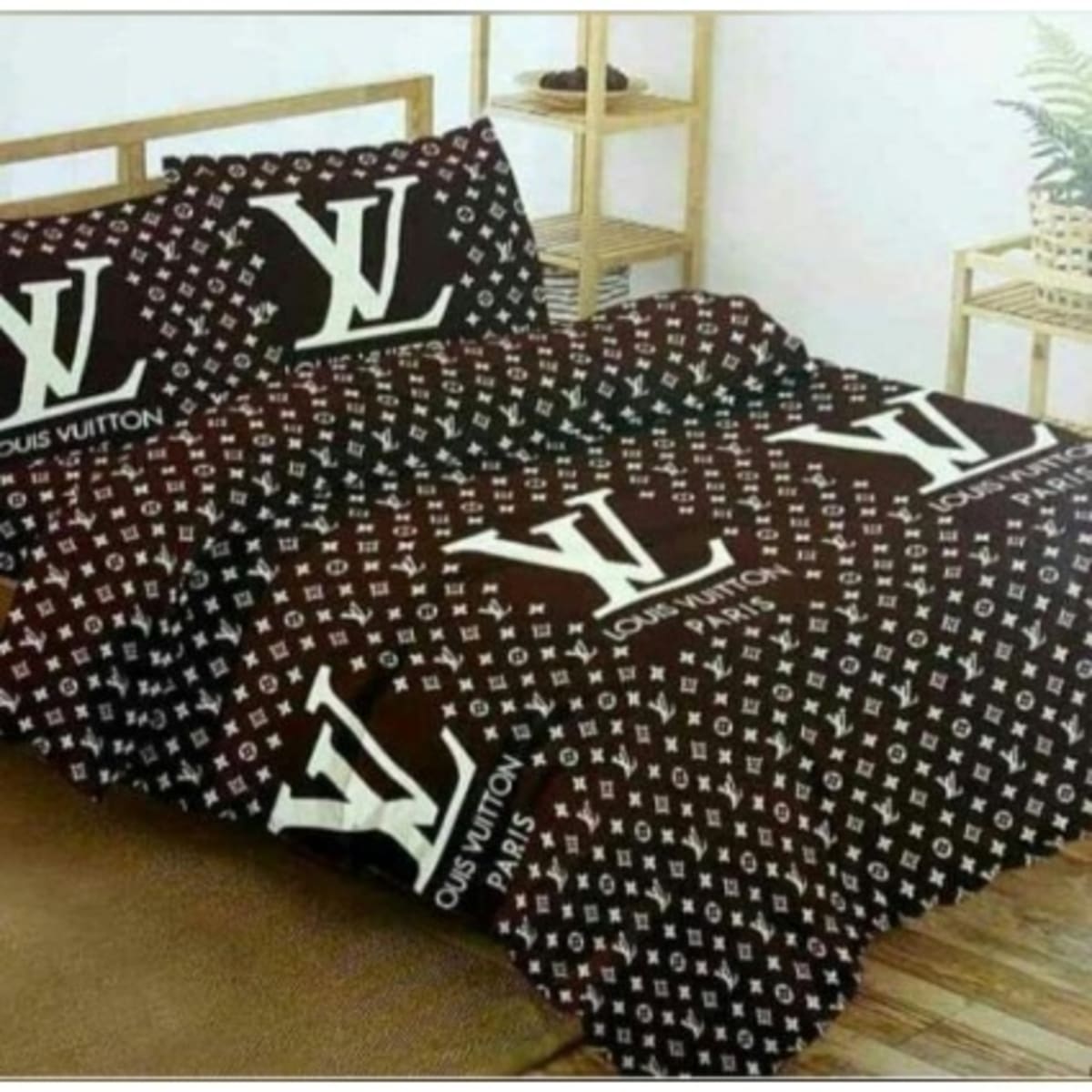 Complete Bedding Set - Duvet, Bedspread With Pillowcases - Louis Vuitton  Prints