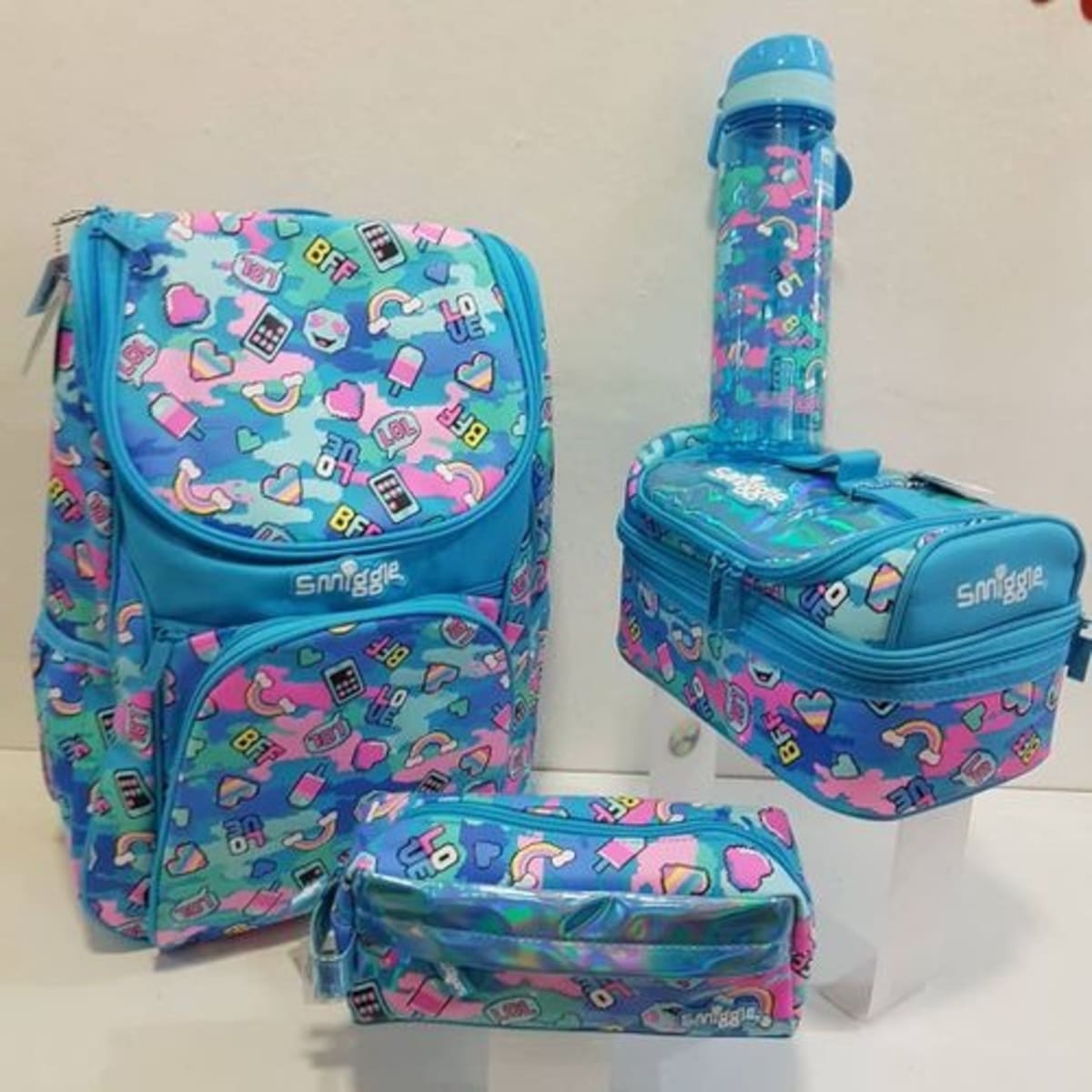 Girls school bags on sale smiggle