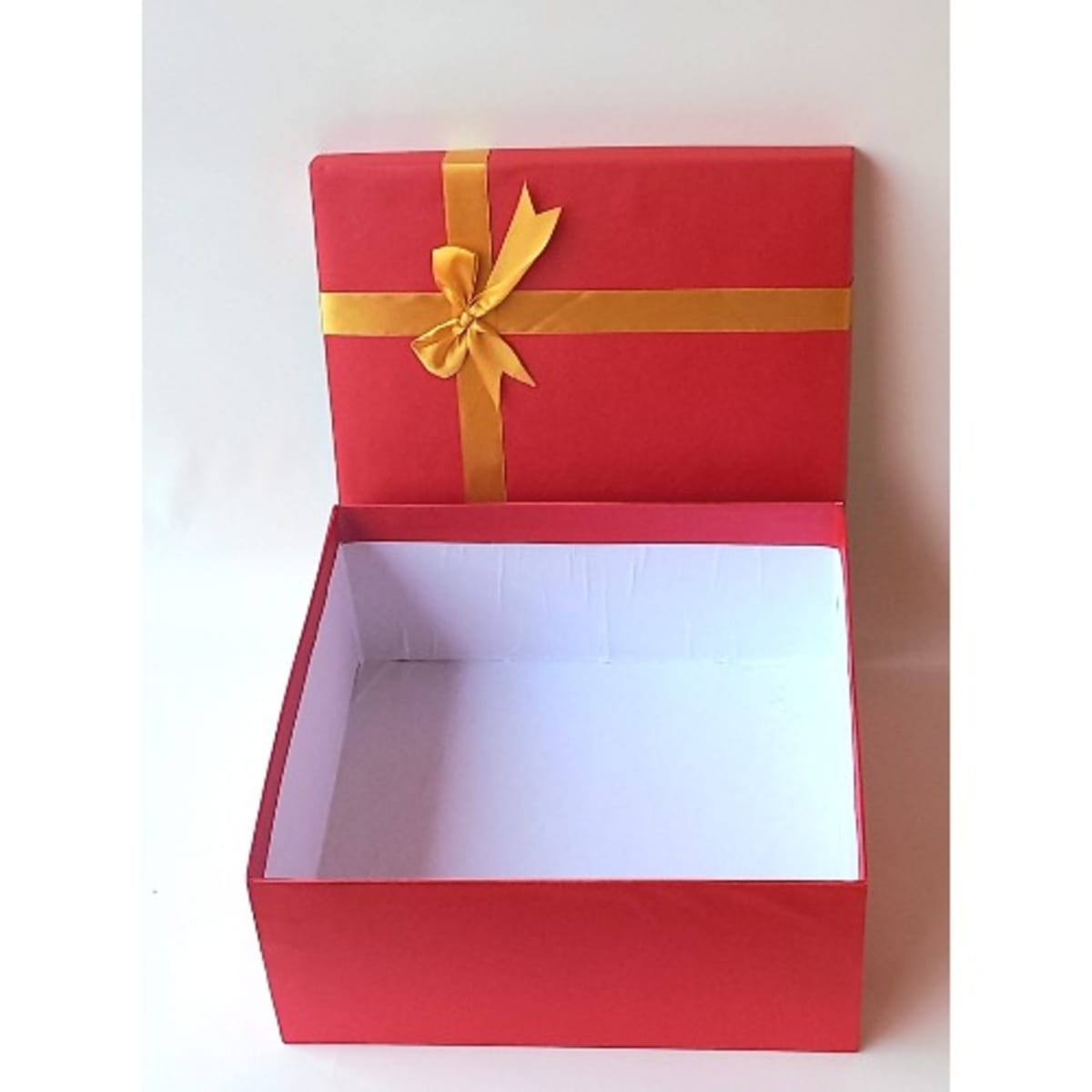 Gift pack ribbon deals